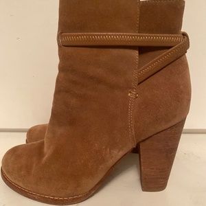 Joie suede boots size 36.5